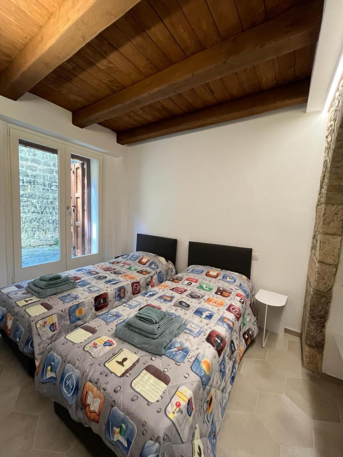 Ferienwohnung Charme In Centro With Private Parking Ascoli Piceno Exterior foto
